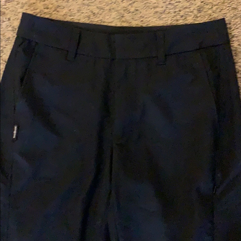 Patagonia 6 black hiking outdoor pants 🥾